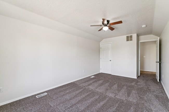 Building Photo - 123 Chapparosa Ct E