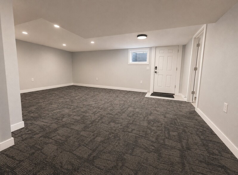 Building Photo - 2374 Shasta Way