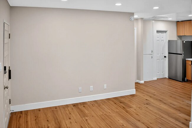 Building Photo - 3739 Jewell St