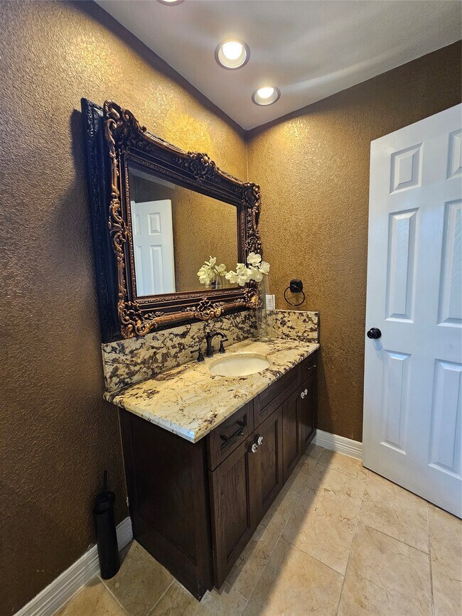 Building Photo - 9207 Dairy View Ln