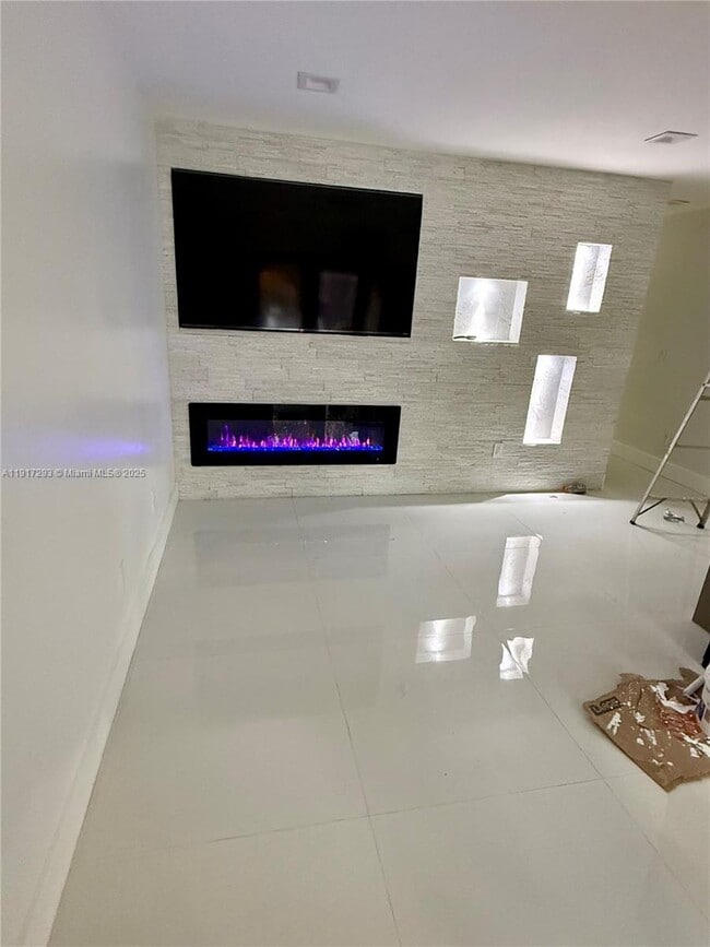 Building Photo - 14202 SW 111th Ln