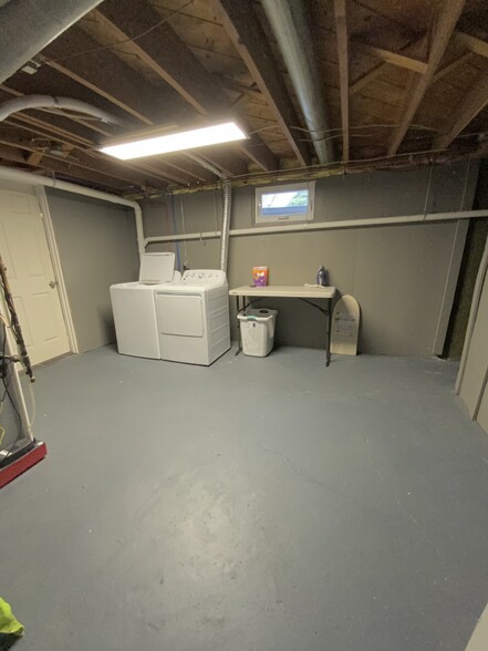 Laundry/Utility room - 237 Fair Park Dr