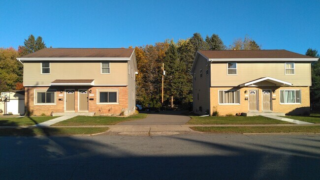 Driveway - 713 Moreland Ave