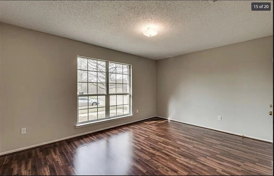 Building Photo - 2800 Shelduck Dr