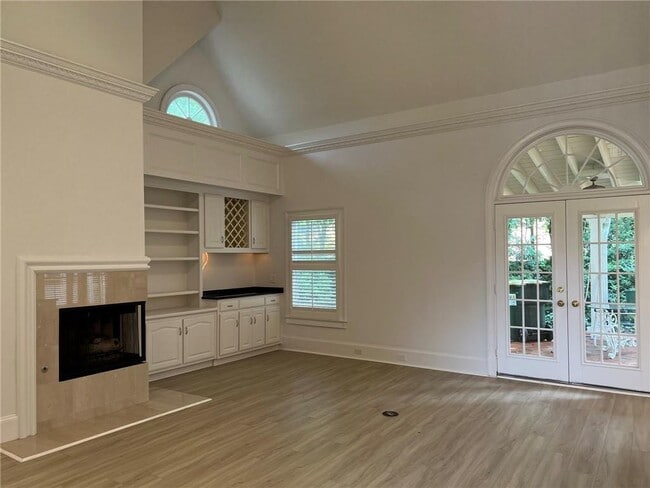 Building Photo - 4608 Chattahoochee Crossing SE