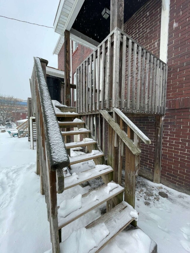 Building Photo - Cozy 3-Bedroom in Greensburg – Walk to Shopping & Dining!