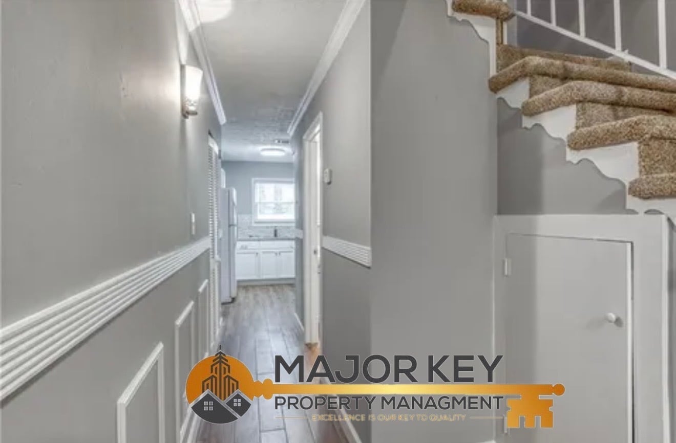 Building Photo - 2340 Beaver Ruin Rd