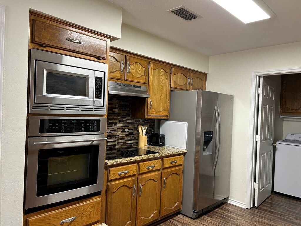 Building Photo - 33 Cibola Ct