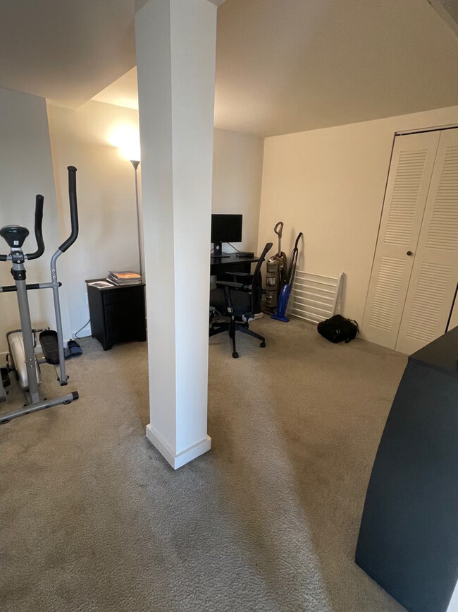 Den/office/exercise! - 2639 Boston St