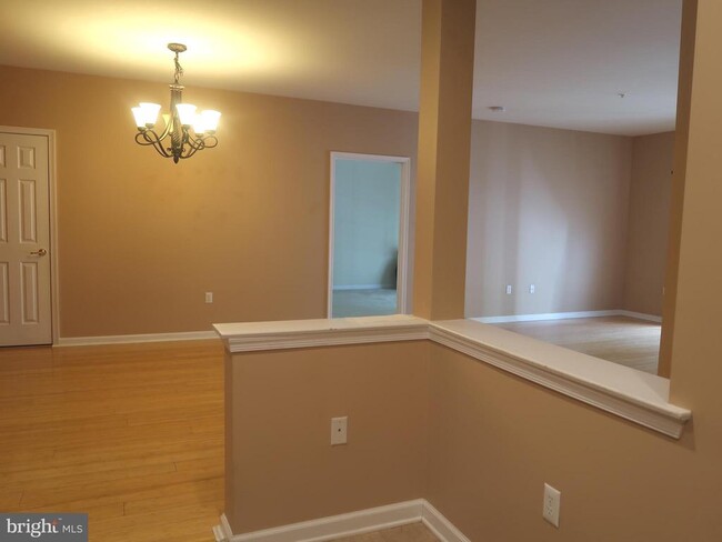 Building Photo - 224 Breeders Cup Dr
