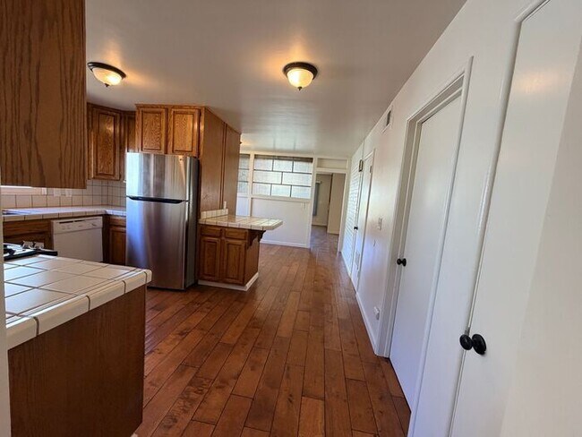 Building Photo - 3 Bed and 3 Bath Home Located Off of Forest Ave