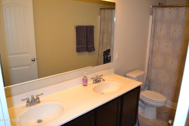 Building Photo - 273 N Prince Henry Way