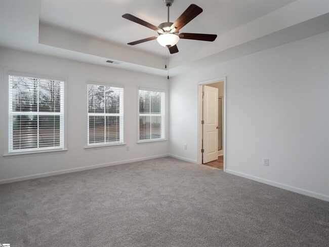 Building Photo - 213 Bryland Wy