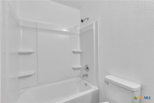 Building Photo - 350 Debus Dr