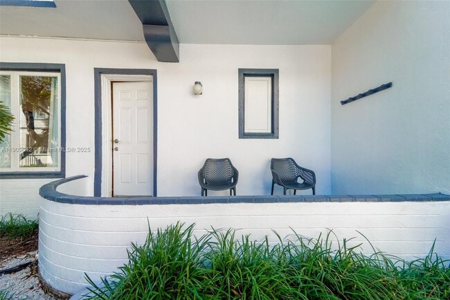 Building Photo - 1540 Jefferson Ave