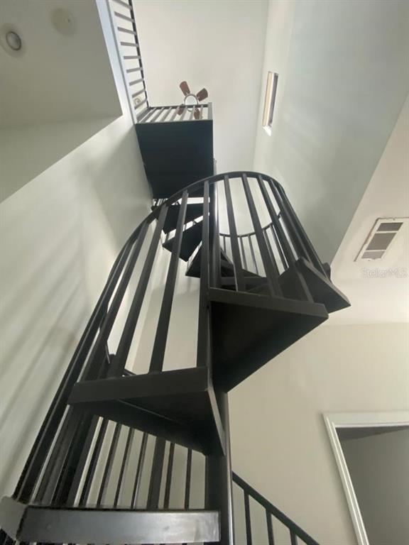 Building Photo - 350 S Osceola Ave