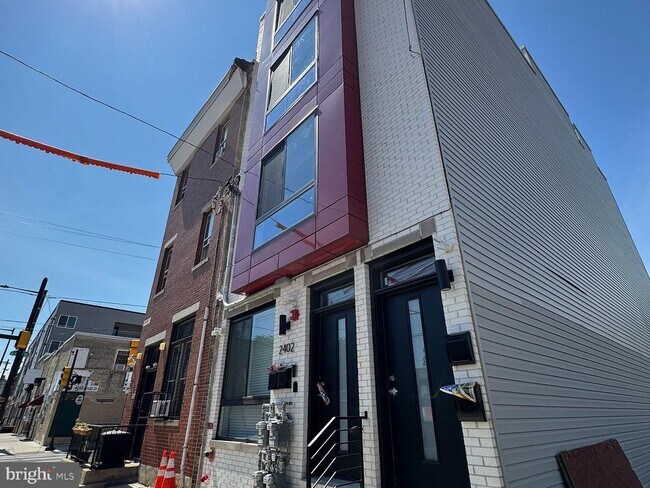 Primary Photo - 2402 N 2nd St