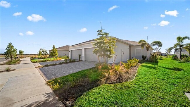 Primary Photo - 14694 White Pearl Rd