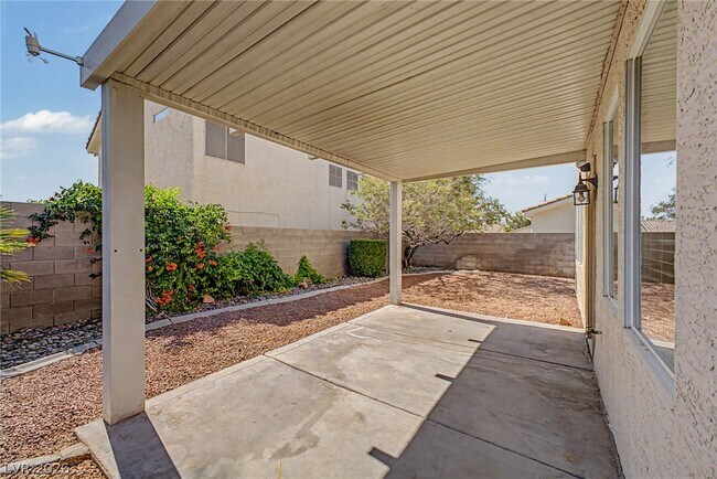 Building Photo - 7804 Amulet St