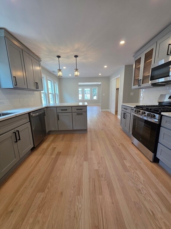 Building Photo - 40 Lorna Rd