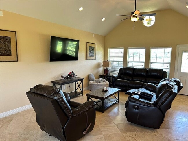 Building Photo - 6814 Millstone Dr