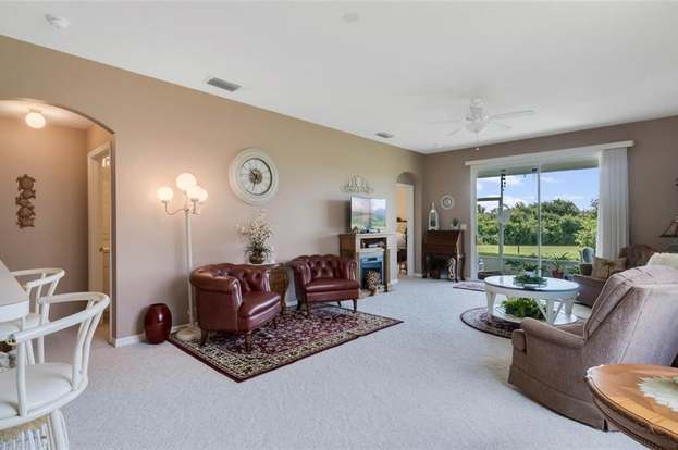 Building Photo - 5316 Sir Churchill Dr