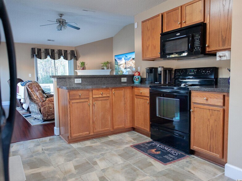 Building Photo - 456 Bellegrove Dr