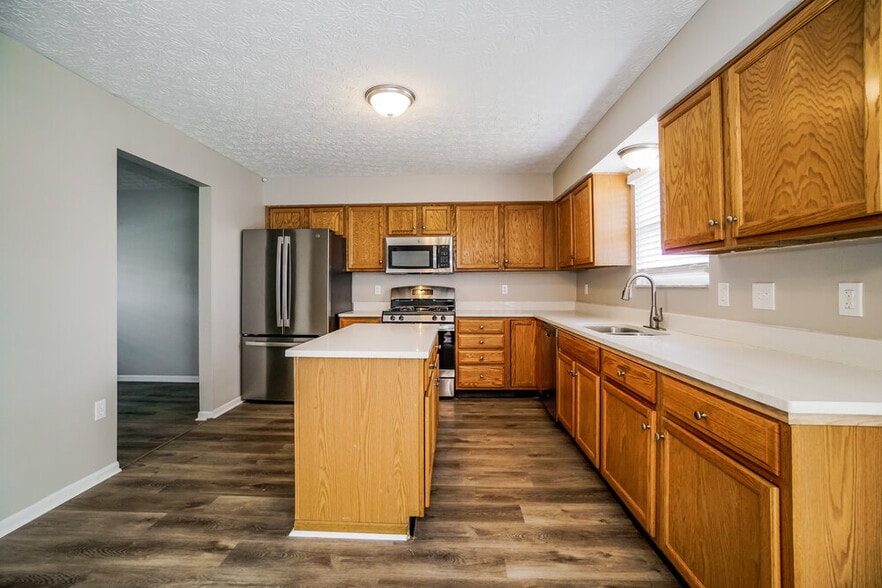 Building Photo - 4299 Shady Meadows Dr