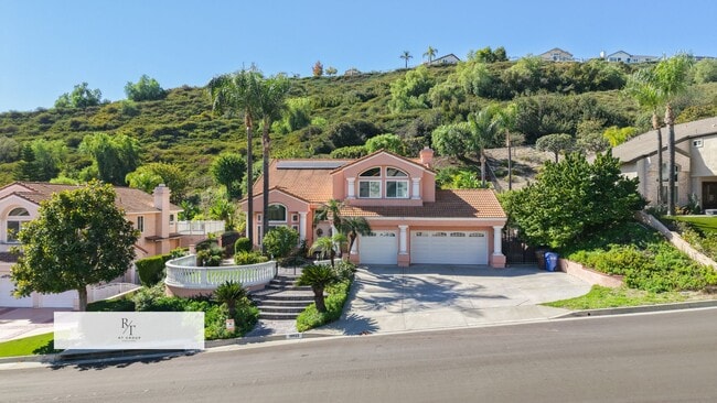 Primary Photo - Stunning Remodeled Home in Walnut Valley U...