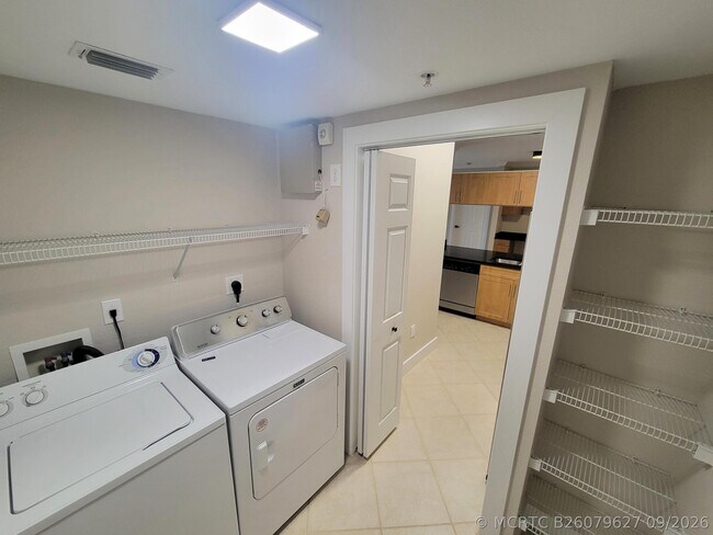 Building Photo - 6418 Emerald Dunes Dr