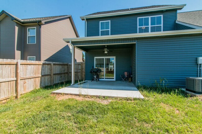Building Photo - 1132 Eagle's View Dr