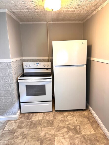 Building Photo - 103 Thomas Hill Rd