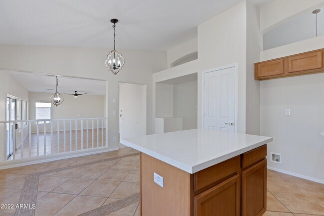 Building Photo - 5976 W Audrey Ln