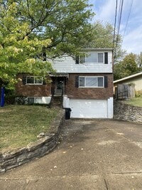 Building Photo - 4947 Charlemar Dr
