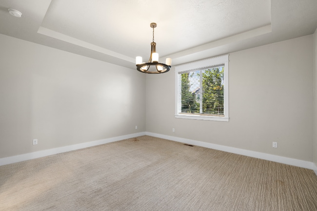 Building Photo - 165 E Cool Pond Dr