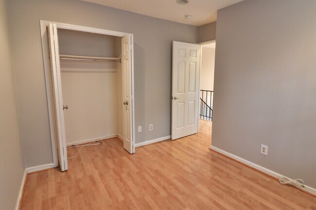 Building Photo - 10488 Parthenon Ct