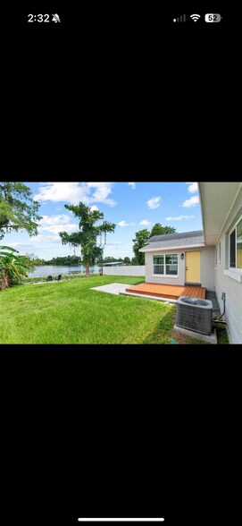 Building Photo - 840 Bethune Dr