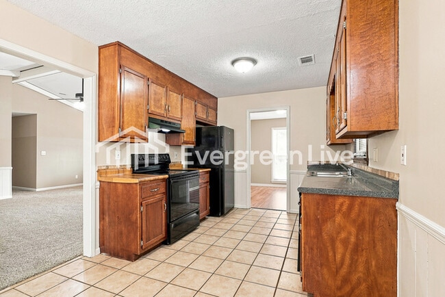 Building Photo - 7239 63rd Ave E