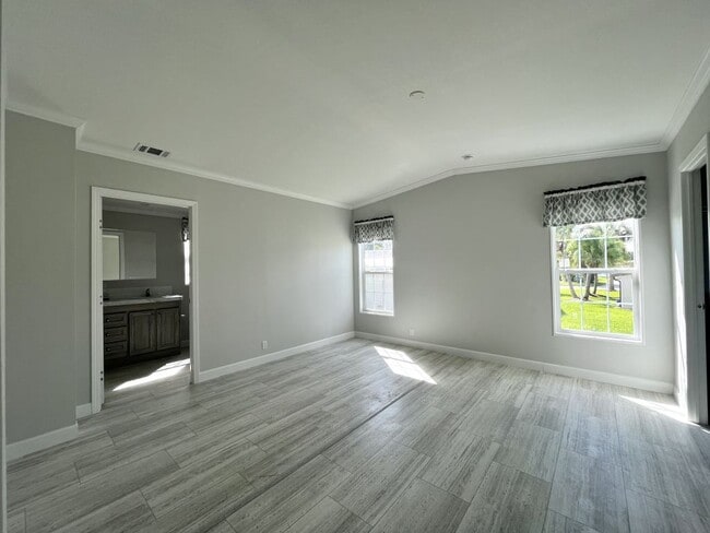 Building Photo - 142 Bimini Cay Cir