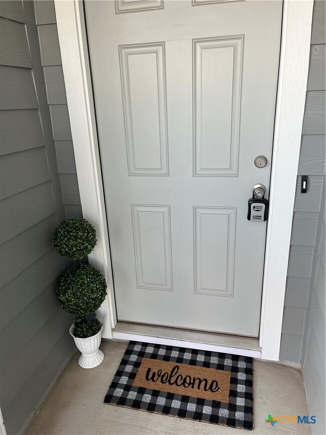 Building Photo - 124 Parrigin Cv