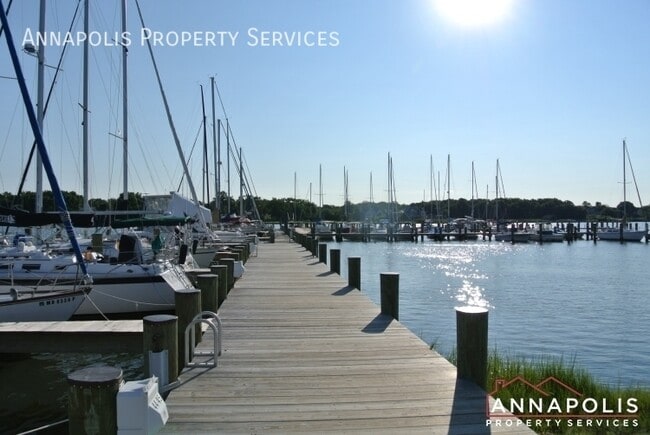 Building Photo - 403 Edgemere Dr