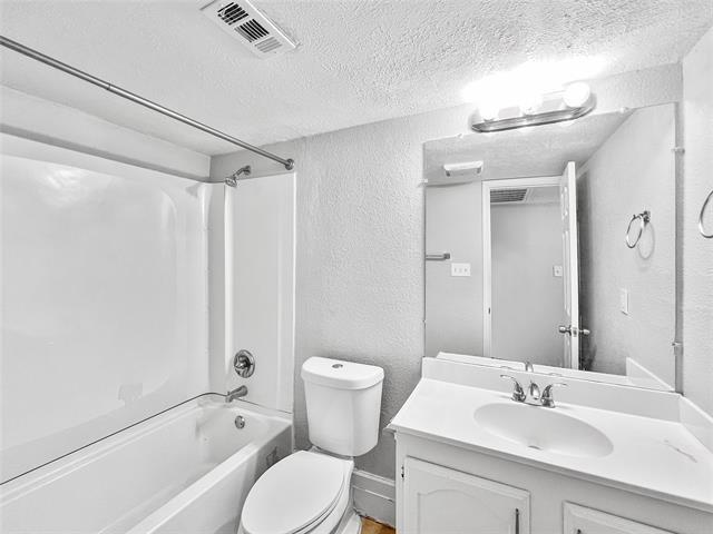 Building Photo - 4125 Shagbark St