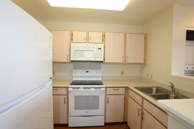 Building Photo - Havens at I'i Vistas - 1/1/2 parking (Mili...