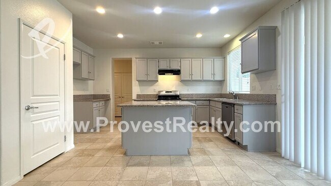 Building Photo - 15799 Barrel Cactus Ln