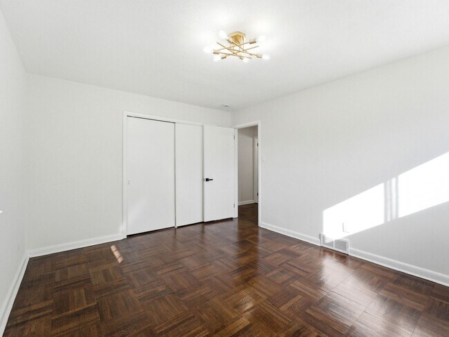 Building Photo - Charming Renovated 4-Bedroom Rental with Spacious Backyard & Bonus Basement Space in Somerdale