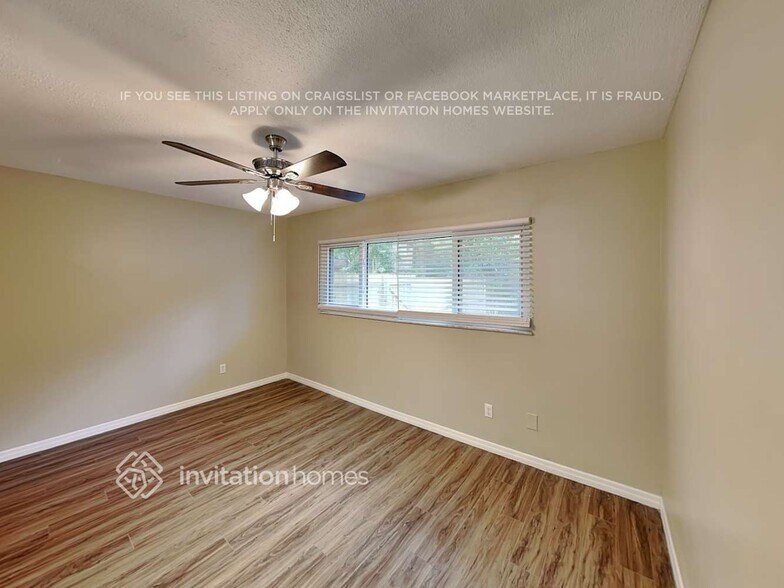 Building Photo - 628 Sherwood Dr