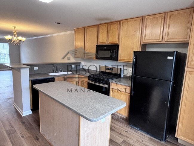 Building Photo - 9804 Grettle Ct