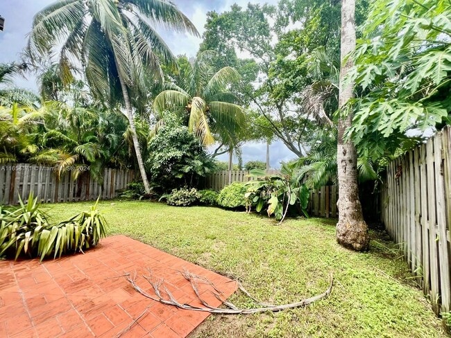 Building Photo - 9941 NW 32nd St