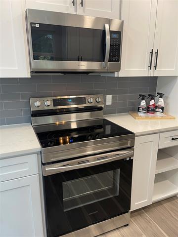 Building Photo - 3535 Shady Brook Dr