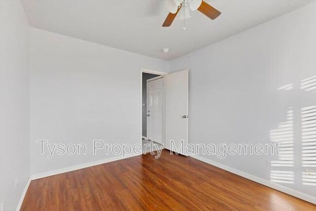 Building Photo - 11015 Connemara Dr SW